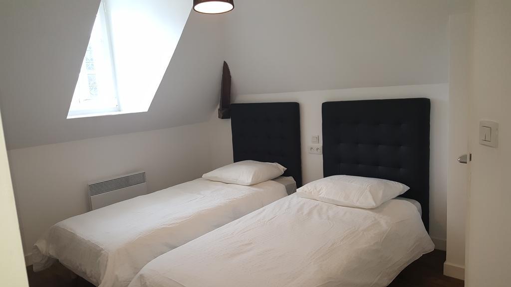 Au Pigeon Blanc Hotel Andouillé Kültér fotó